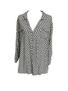 Cato blouse plus size 22w/24w black and white geometrical design rayon